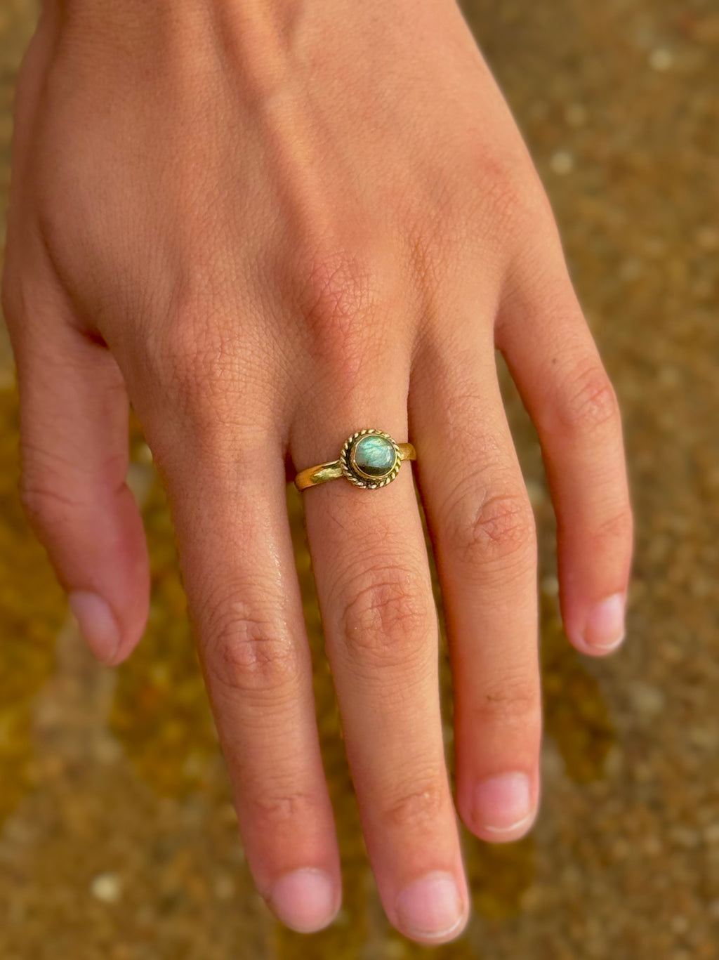Oráculo Claro ~ Anillo con Labradorita