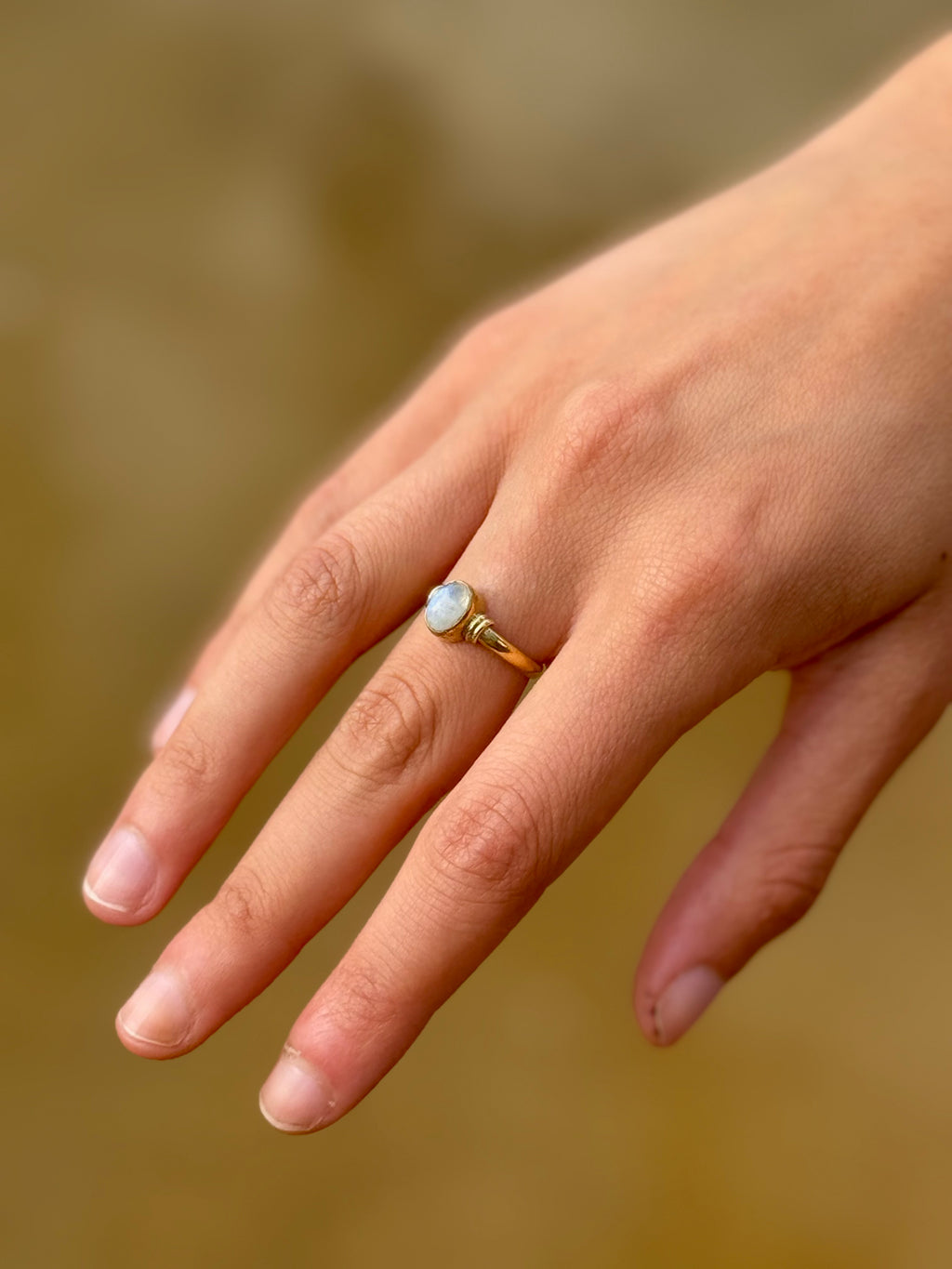 Ojo de la diosa ~ Anillo Boho con Piedra Luna