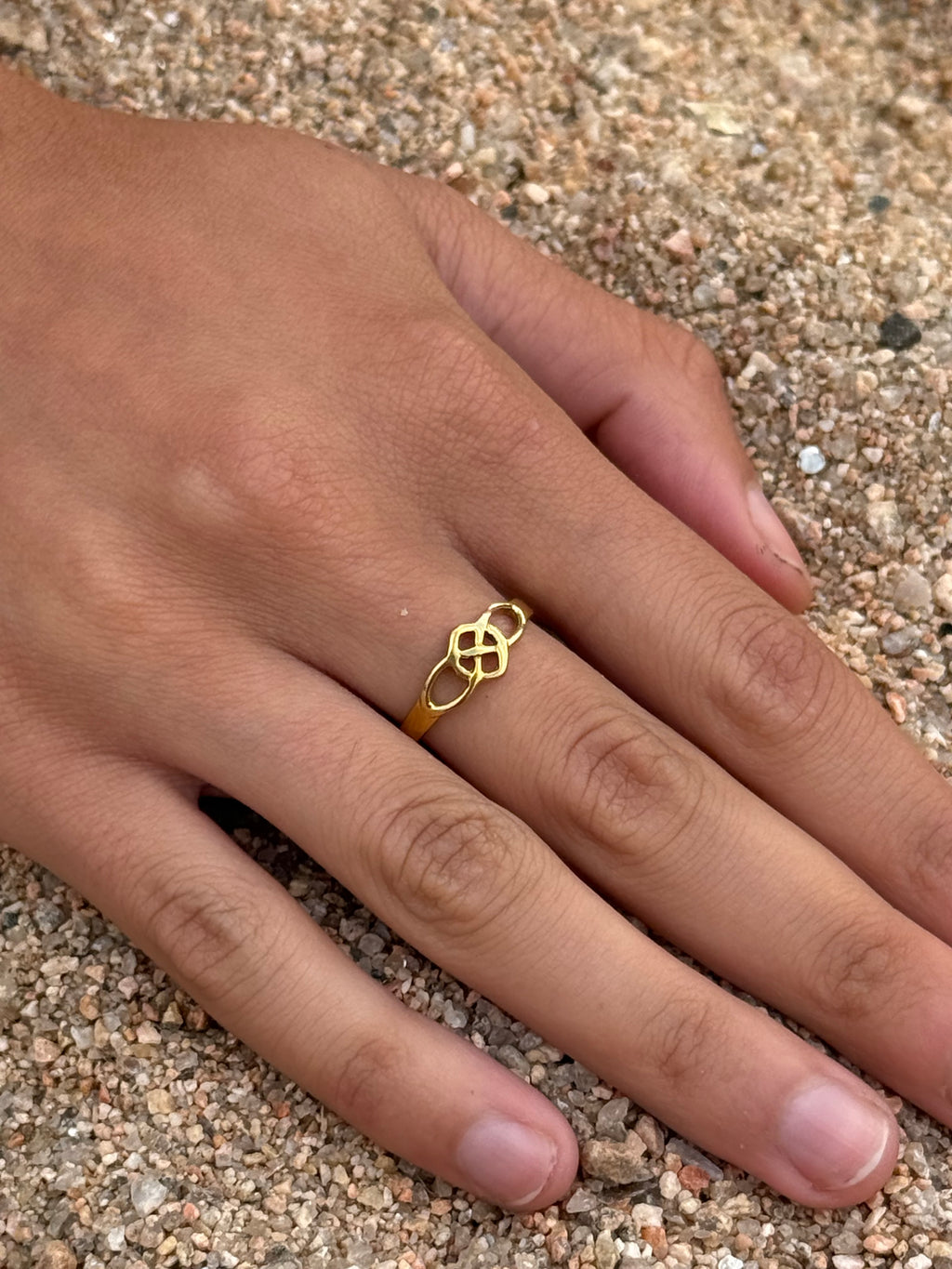 Nudo del Alma ~ Anillo Dorado